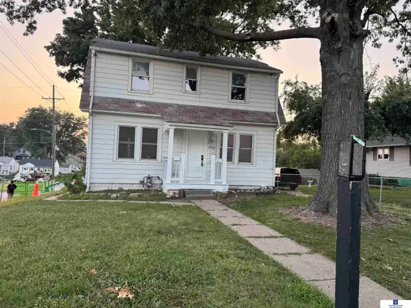 4964 S 36th Street, Omaha, NE 68107