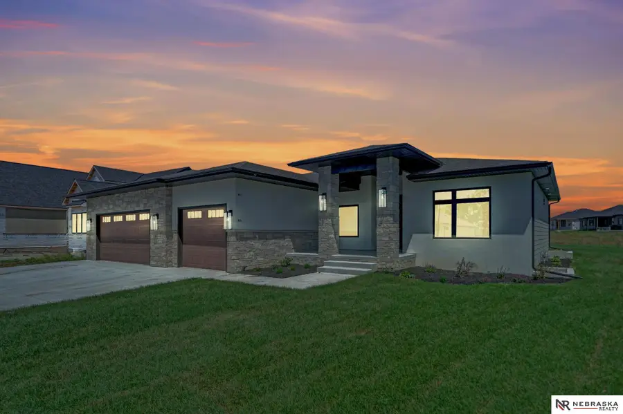 3630 Tree Line Drive, Lincoln, NE 68516 - Image #2