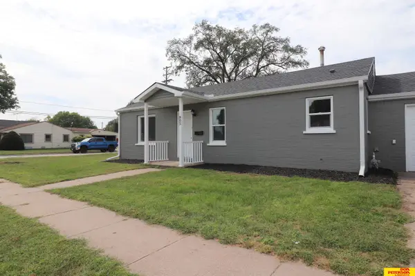 805 N Grant Street, Fremont, NE 68025