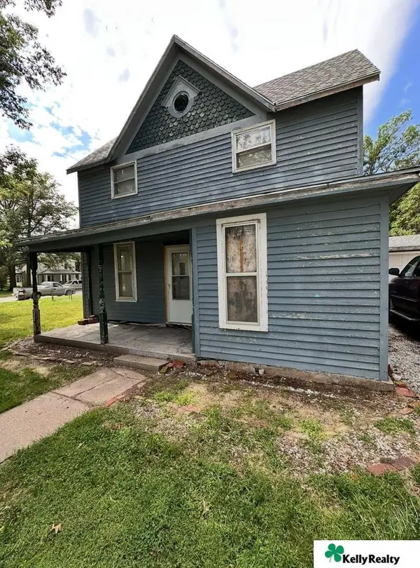 215 E 6th Street, Stromsburg, NE 68666