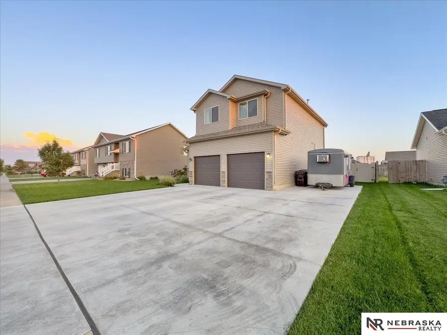 14331 Quentin Street, Waverly, NE 68462 - Image #2