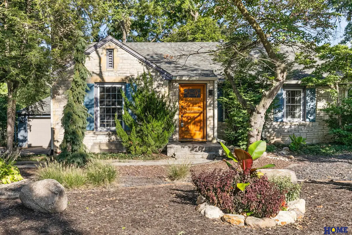 2620 Winthrop Road, Lincoln, NE 68502 - Image #1