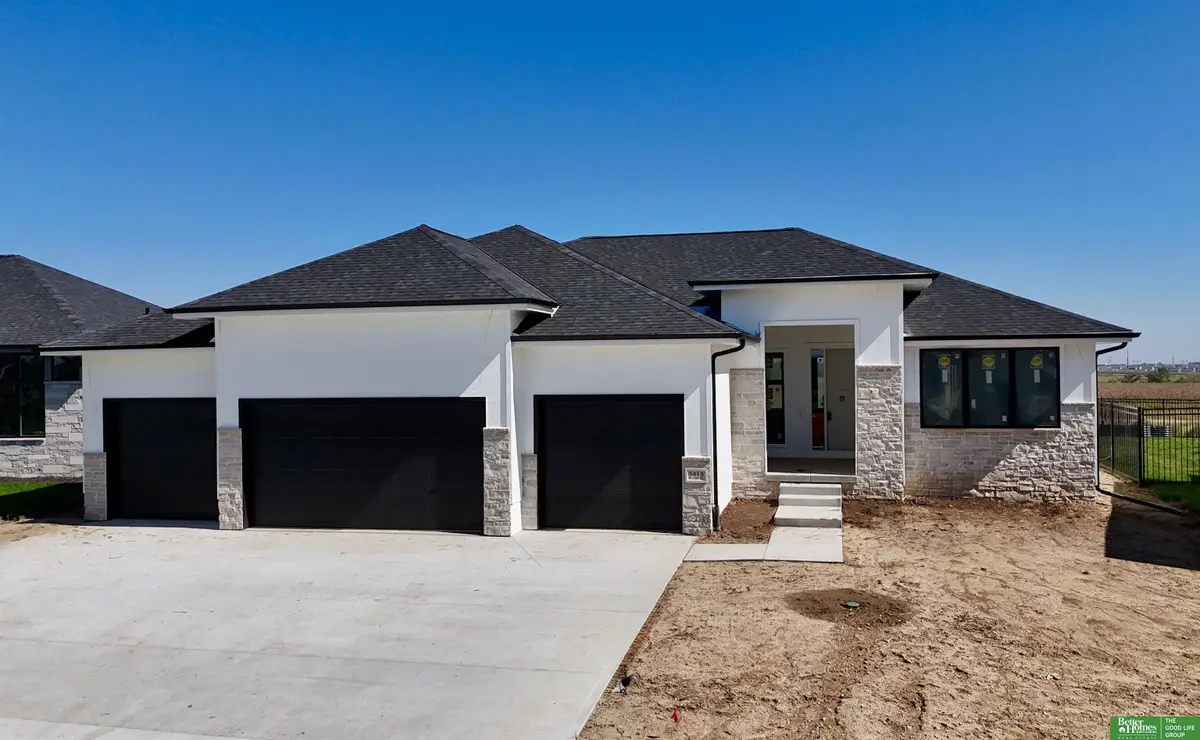 5415 N 196th Street, Elkhorn, NE 68022 - Image #1