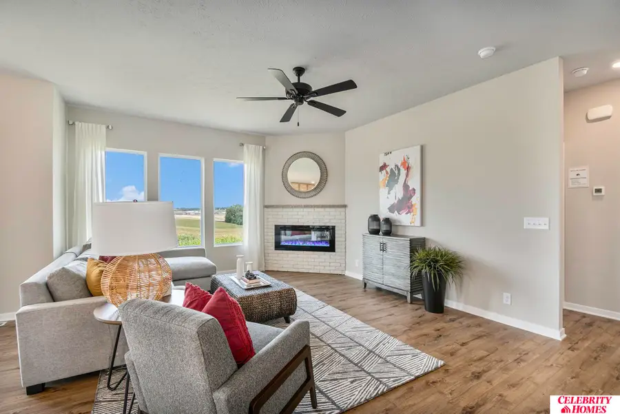 16924 Curtis Avenue, Omaha, NE 68116 - Image #3