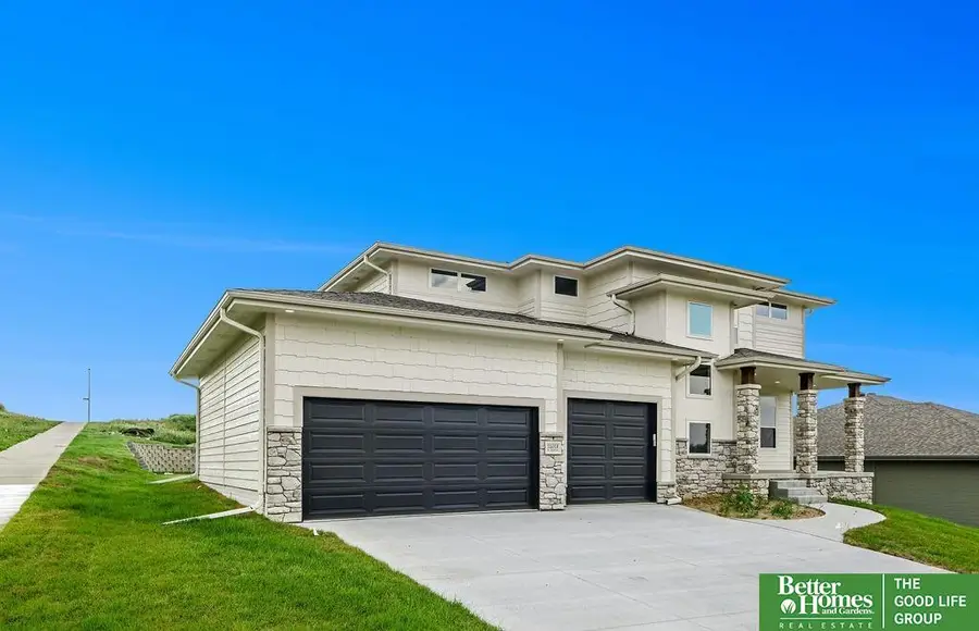 11018 N 161st Street, Bennington, NE 68007 - Image #2