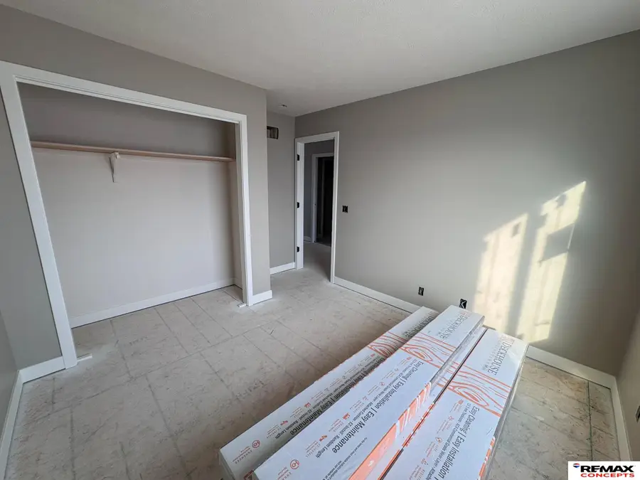 10611 S 76th Street, Lincoln, NE 68516 - Image #3