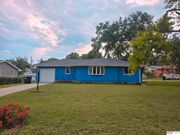 8539 Hamilton Street, Omaha, NE 68114