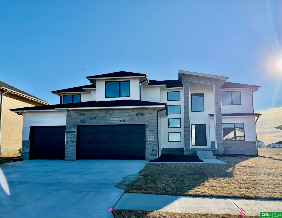 5713 N 198th Street, Elkhorn, NE 68022 - Image #1