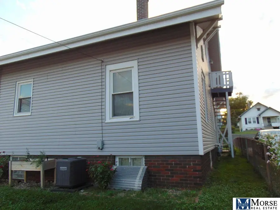 1525 S 25th Avenue, Omaha, NE 68105 - Image #3