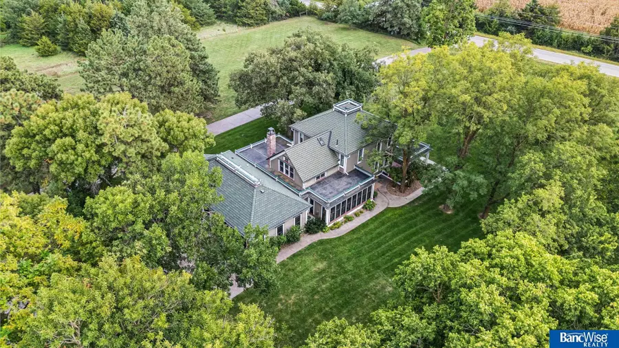 10000 Wagon Train Road, Hickman, NE 68372 - Image #2