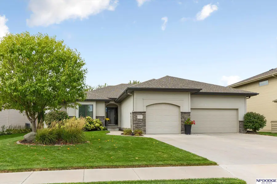 816 S 191 Avenue, Elkhorn, NE 68022 - Image #2