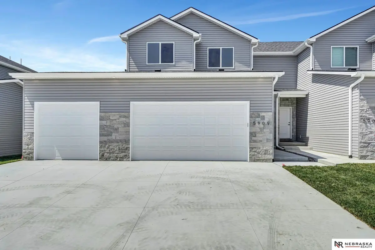 5909 S 94th Street, Lincoln, NE 68526 - Image #1