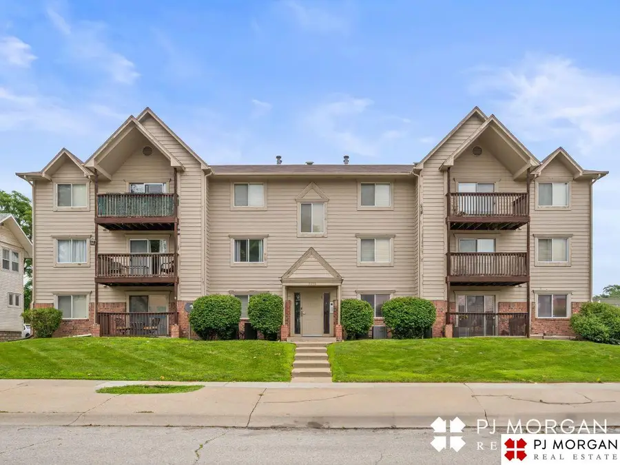 5016 California Street #4, Omaha, NE 68132 - Image #2