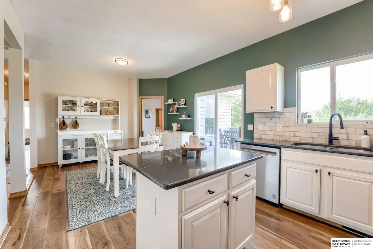 16130 Timberlane Drive, Richland Viii, NE 68136 - Image #1