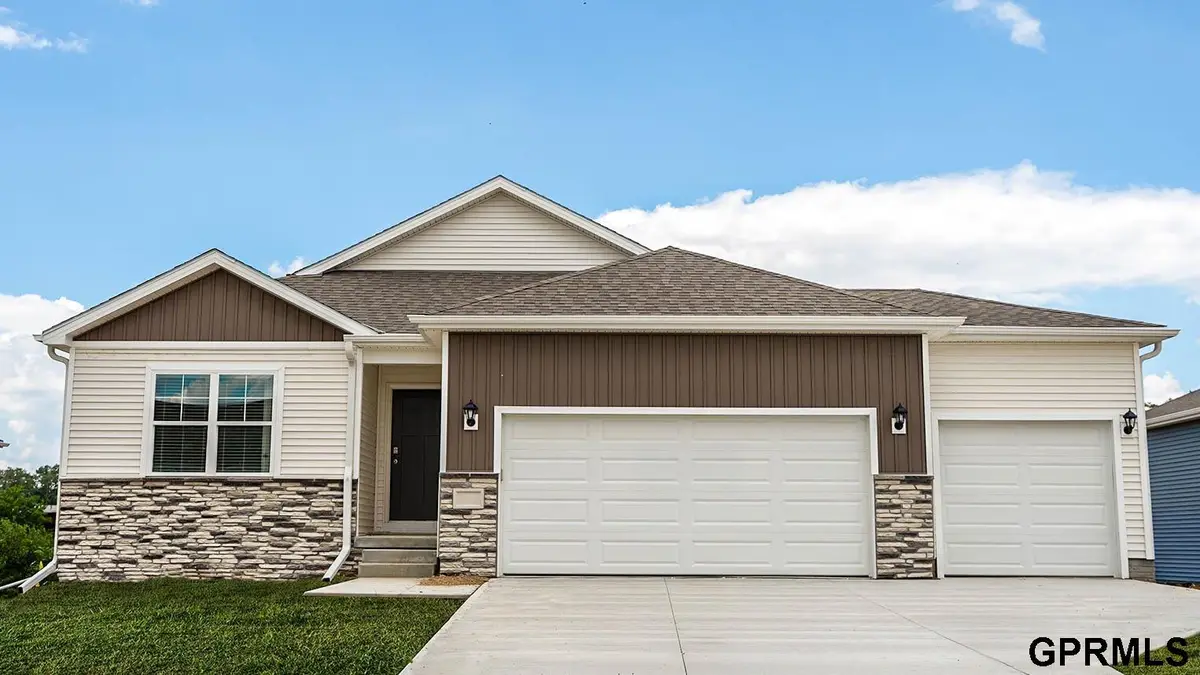 8507 S 184th Avenue, Richland Vii, NE 68136 - Image #1