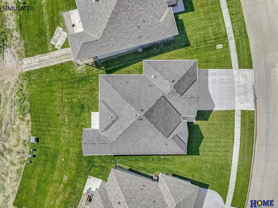 820 Regiment Road, Lincoln, NE 68527 - Image #3
