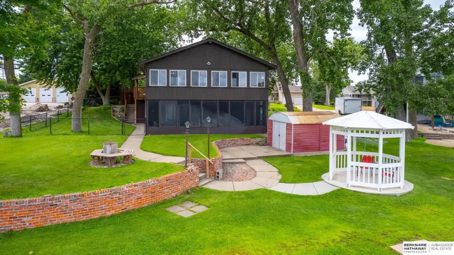 33 Lakewood Drive, Columbus, NE 68601 - Image #2
