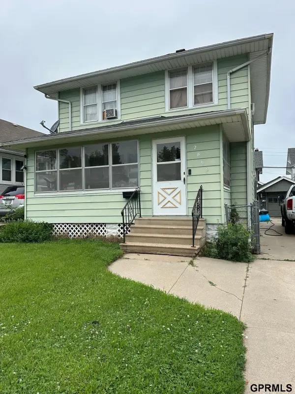 2868 Whitmore Street, Omaha, NE 68112
