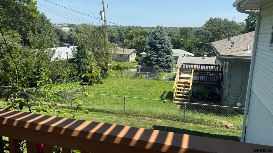 11118 Leavenworth Street, Omaha, NE 68154 - Image #2