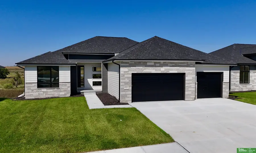 5522 N 213 Avenue, Elkhorn, NE 68022 - Image #2