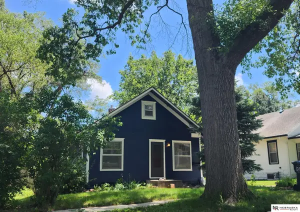 2810 S 11th Street, Lincoln, NE 68502