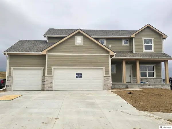 11006 N 160 Street, Bennington, NE 68007