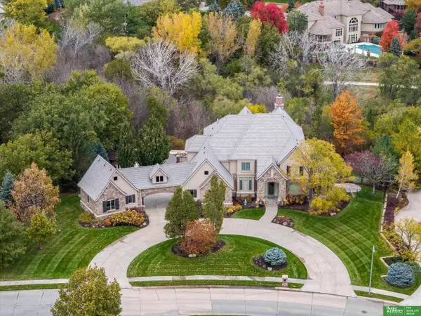 13824 Cuming Street, Omaha, NE 68154