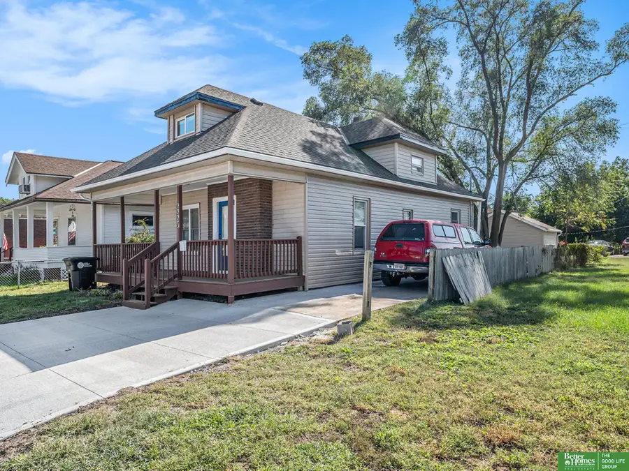 6557 Maple Street, Omaha, NE 68104 - Image #2