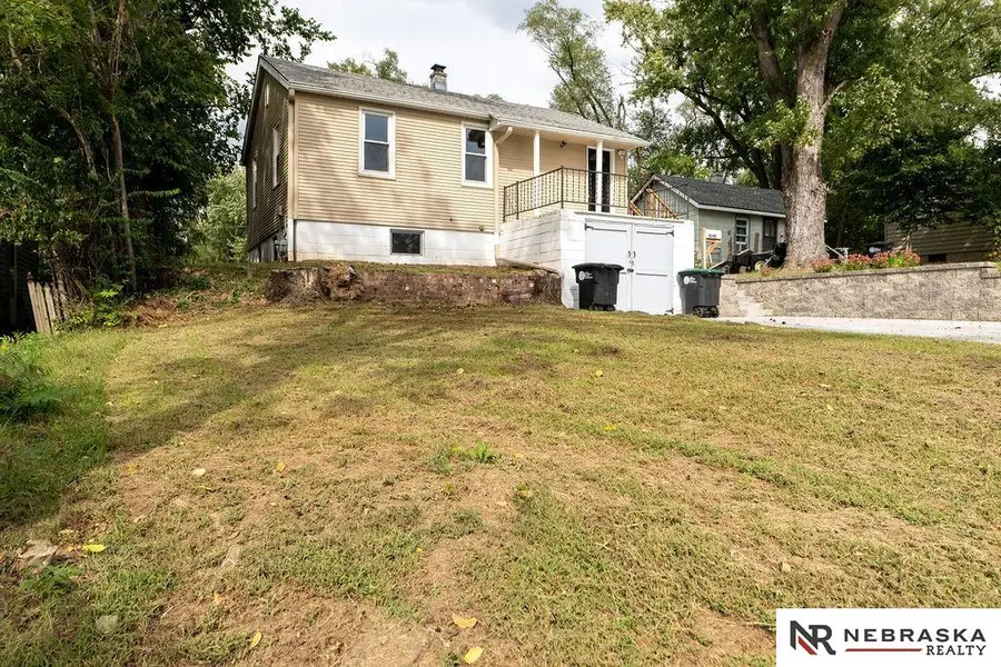 4240 Nebraska Avenue, Omaha, NE 68111 - Image #3