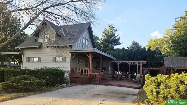 927 S Hutchins Avenue, York, NE 68467