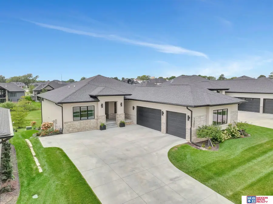 1301 S 97th Street, Lincoln, NE 68520 - Image #2