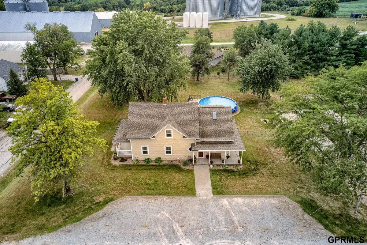 204 S 2nd Street, Elmwood, NE 68349 - Image #1