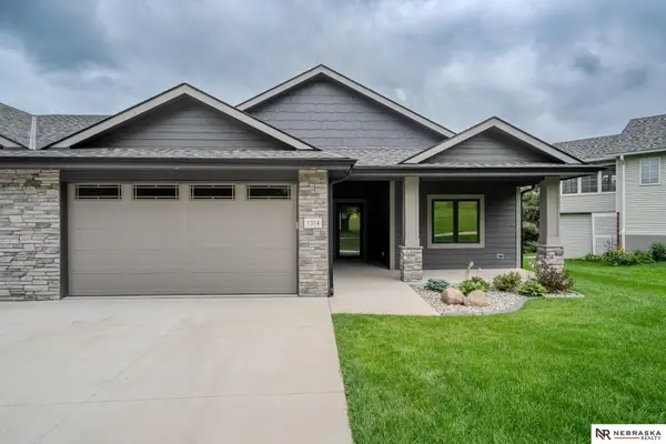 1314 Maple Drive, Blair, NE 68008
