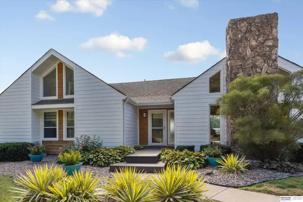 8609 Molokai Drive, Papillion, NE 68046