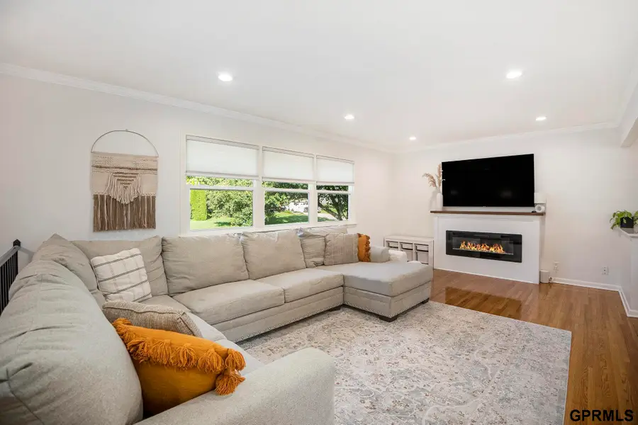 835 S 120th Avenue, Omaha, NE 68154 - Image #3