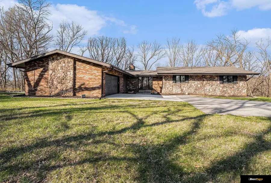 3935 Kristy Plaza, Omaha, NE 68112 - Image #3