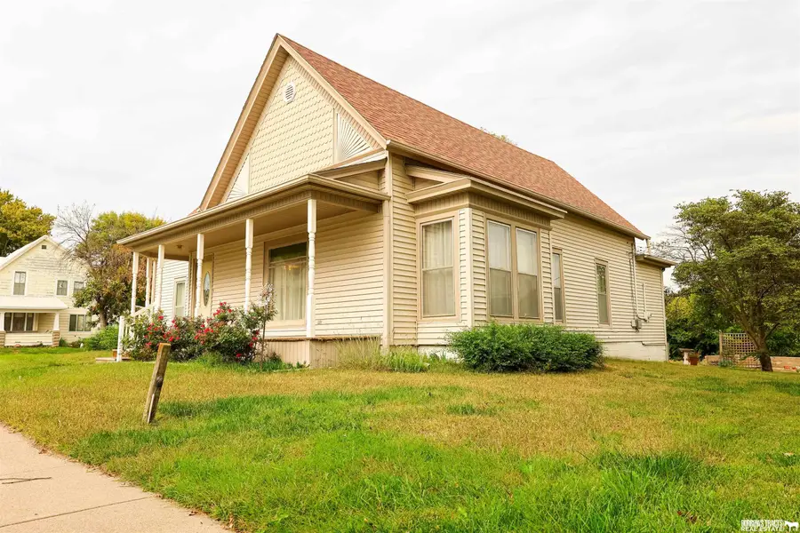 742 G Street, Pawnee City, NE 68420 - Image #2