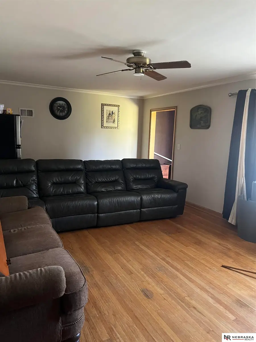 7027 Irvington Road, Omaha, NE 68122 - Image #2