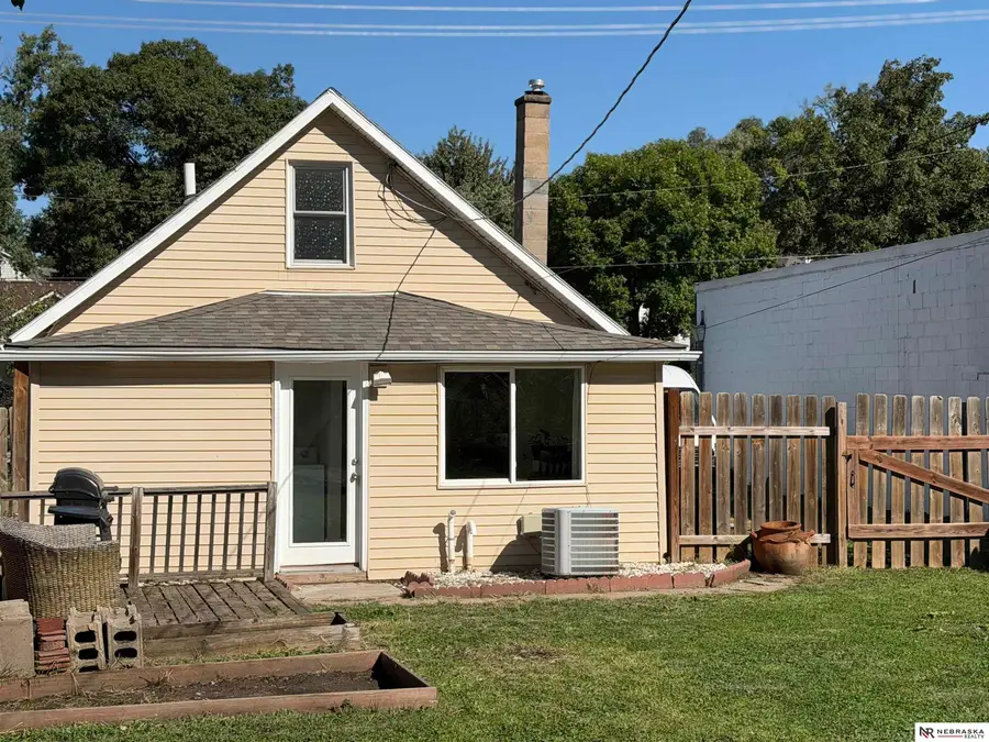 6201 Blondo Street, Omaha, NE 68104 - Image #3