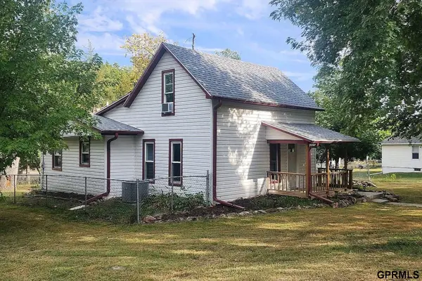 540 B Street, Palmyra, NE 68418