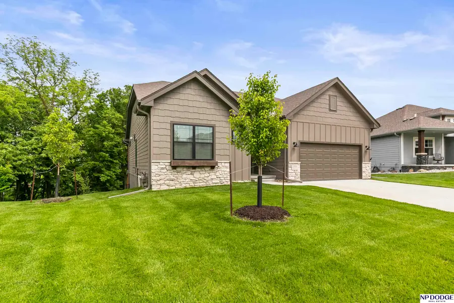 1715 Blackthorn Street, Council Bluffs, IA 51503 - Image #2