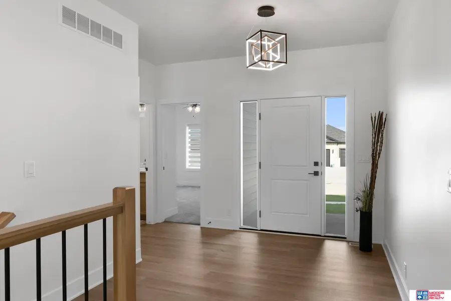 1015 N 107th Street, Lincoln, NE 68527 - Image #2