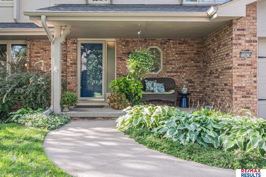 15674 Fountain Hills Drive, Omaha, NE 68118 - Image #3