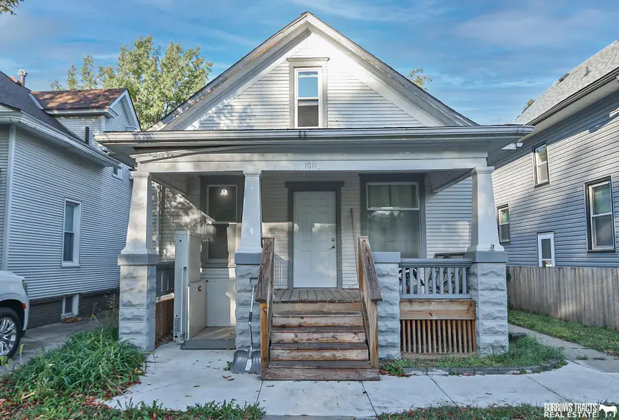 1011 S 6th Street, Lincoln, NE 68508 - Image #2