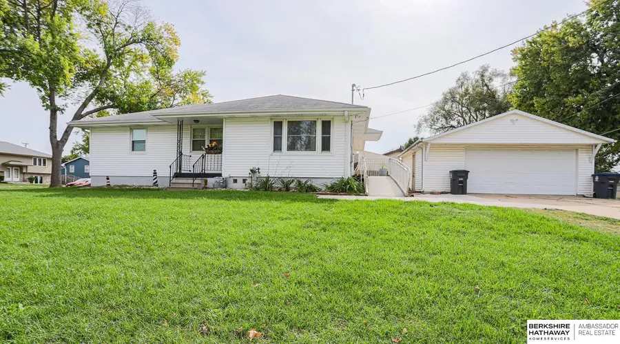 1003 25th Avenue, Council Bluffs, IA 51501 - Image #2