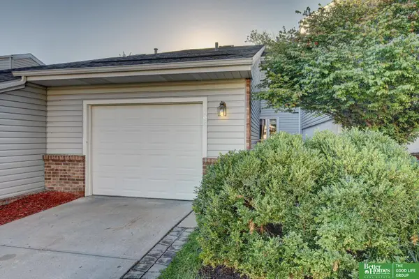 705 N 129 Plaza, Omaha, NE 68154