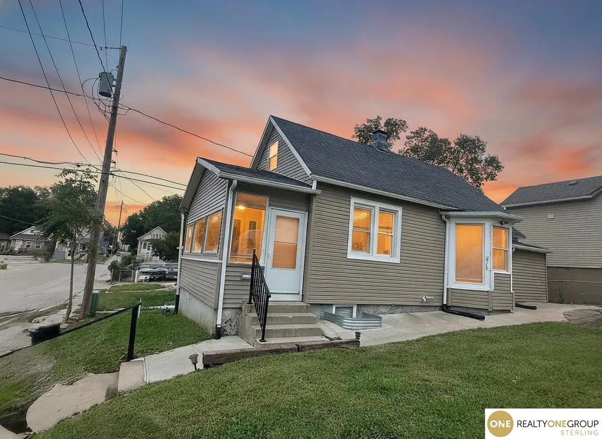 2715 Pacific Street, Omaha, NE 68105 - Image #1