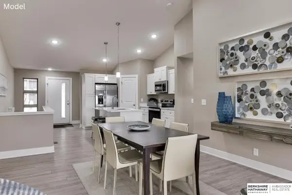 17108 Hawthorne Avenue, Omaha, NE 68118