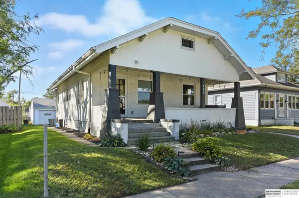 125 W Whittingham Street, Valley, NE 68064