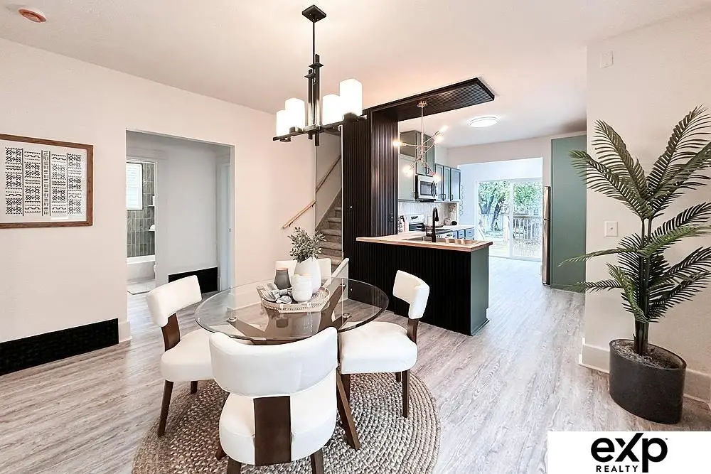 2562 Camden Avenue, Omaha, NE 68111 - Image #1